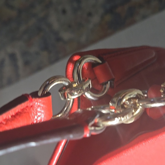 Coach Madison - Picture 4 of 7